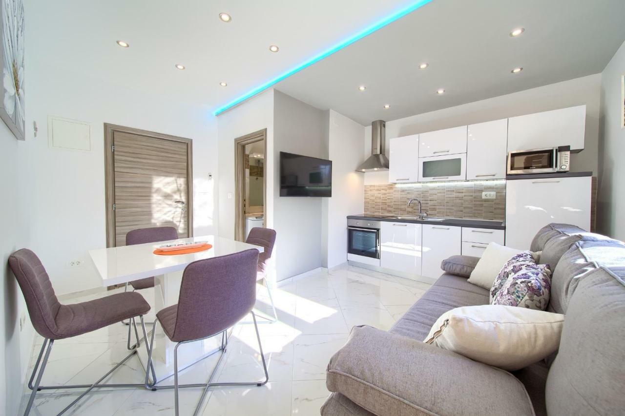 קרק Nadija Studio Apartmani מראה חיצוני תמונה