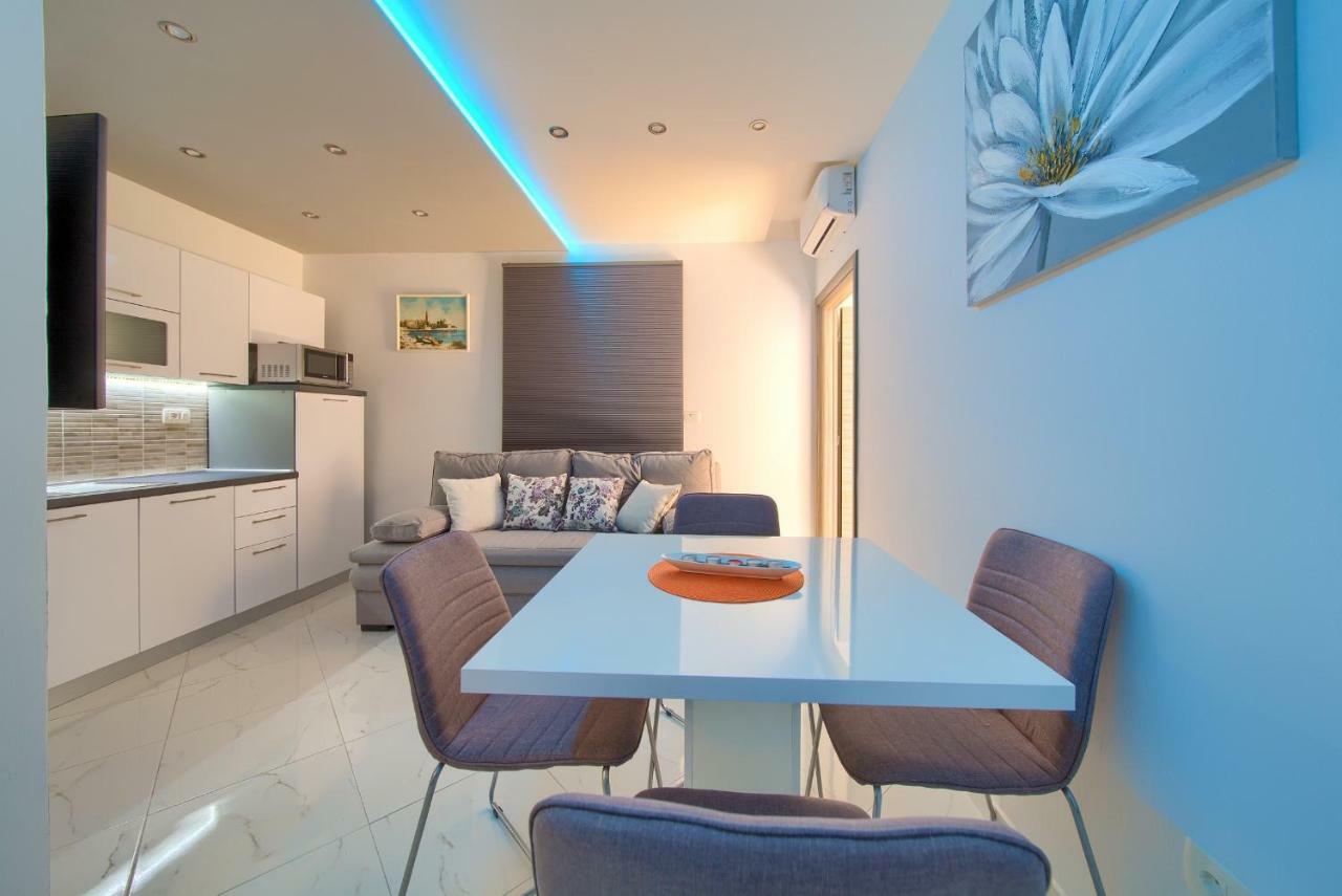 קרק Nadija Studio Apartmani מראה חיצוני תמונה
